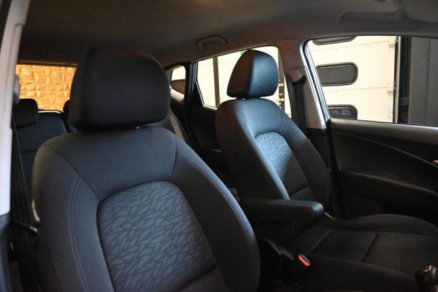 HYUNDAI iX20 1.4 LIGHT 6M TEL XENO DOPP-TRENO DI CERCHI E GOMME