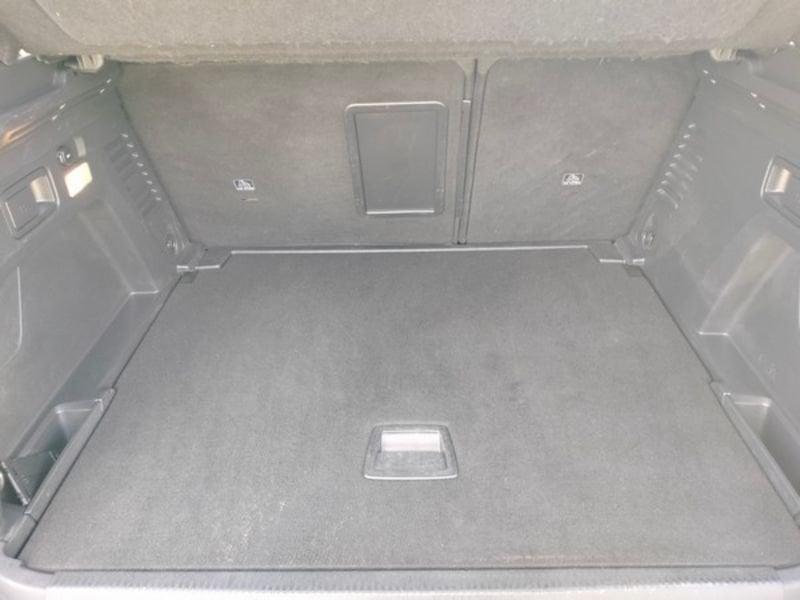 Peugeot 3008 BlueHDI 130 EAT8 S&S Active Business