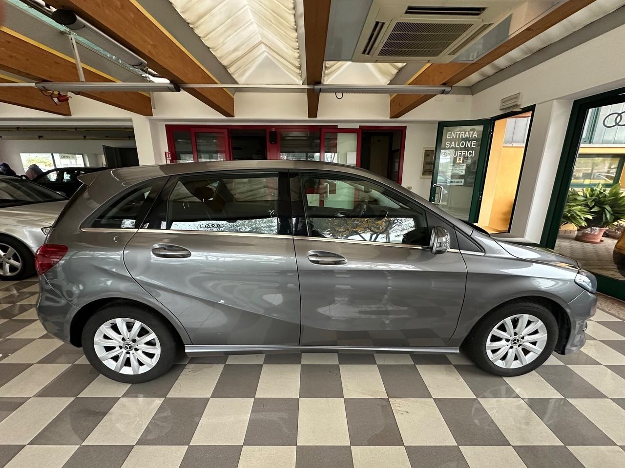 Mercedes-benz B 180 d Business