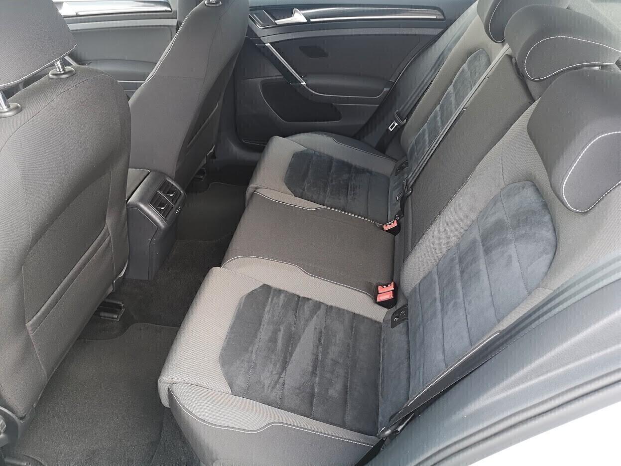 Volkswagen Golf 1.6 TDI 5p. Highline BlueMotion Technology