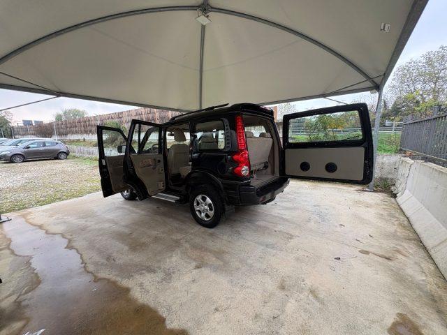 MAHINDRA Goa 2.5 CRDe 4WD 4X4 6 PSOTI KM E MOTORE ORIGINALI