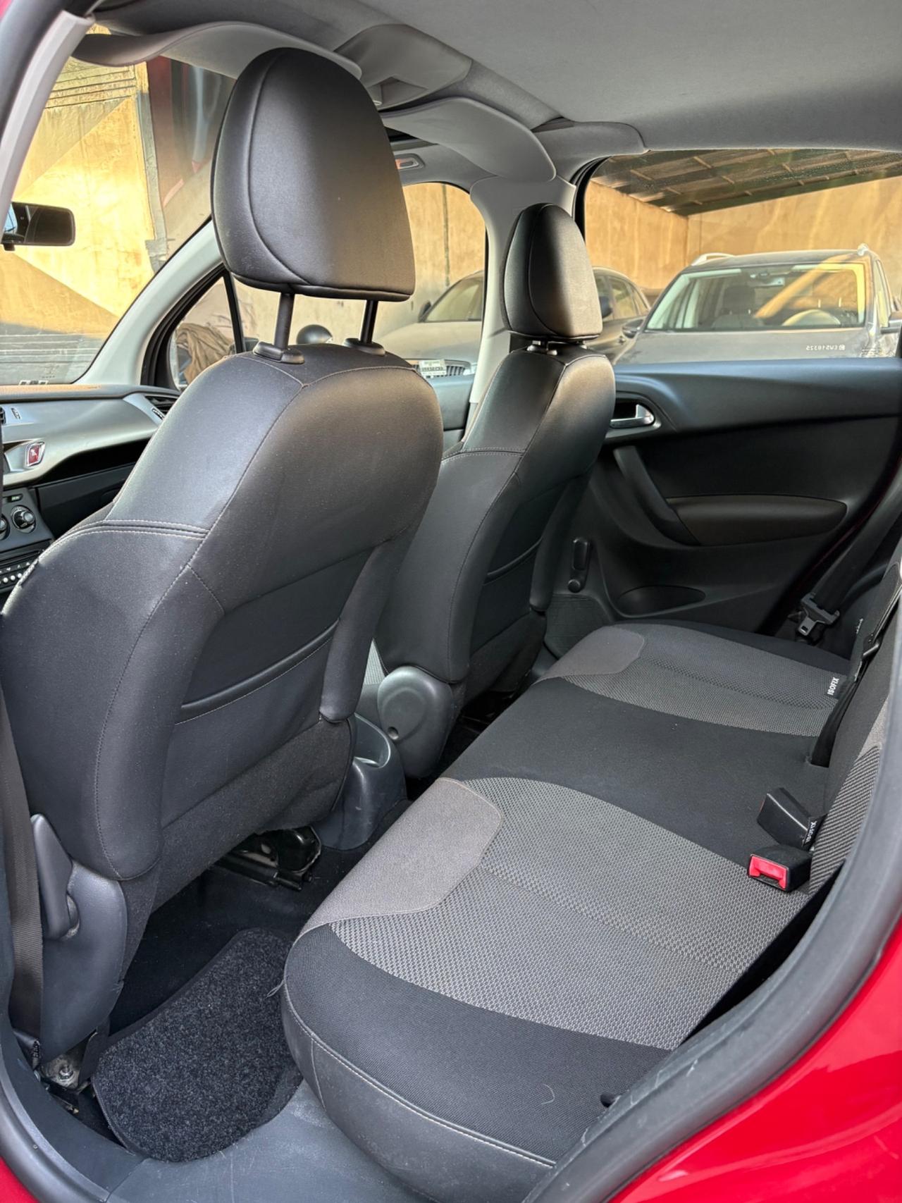 Citroen C3 restyling led 1.0 benz 135000km