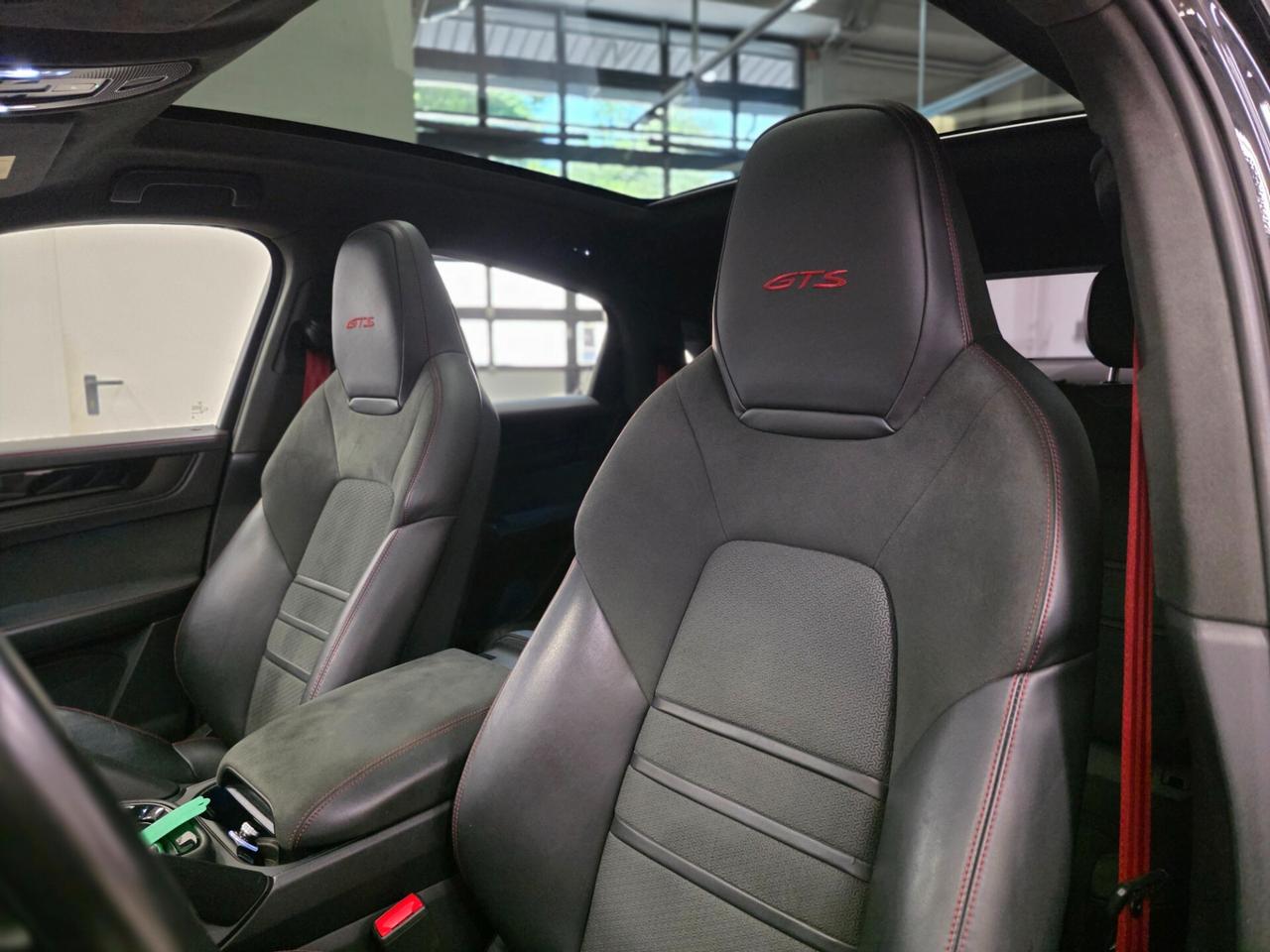Porsche Cayenne Coupé 4.0 GTS