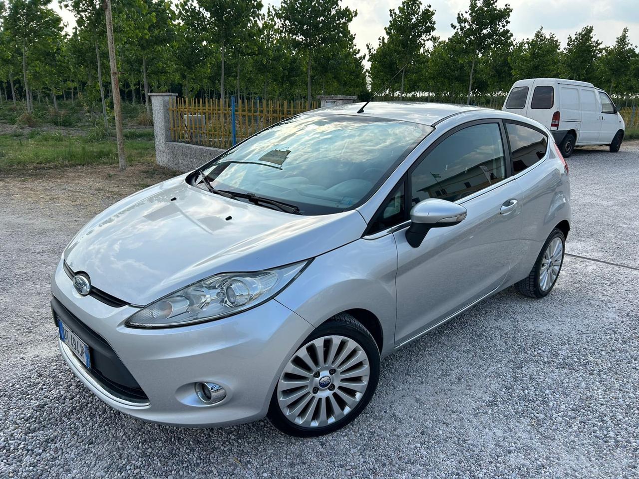 Ford Fiesta 1.2 82CV 3 porte Titanium