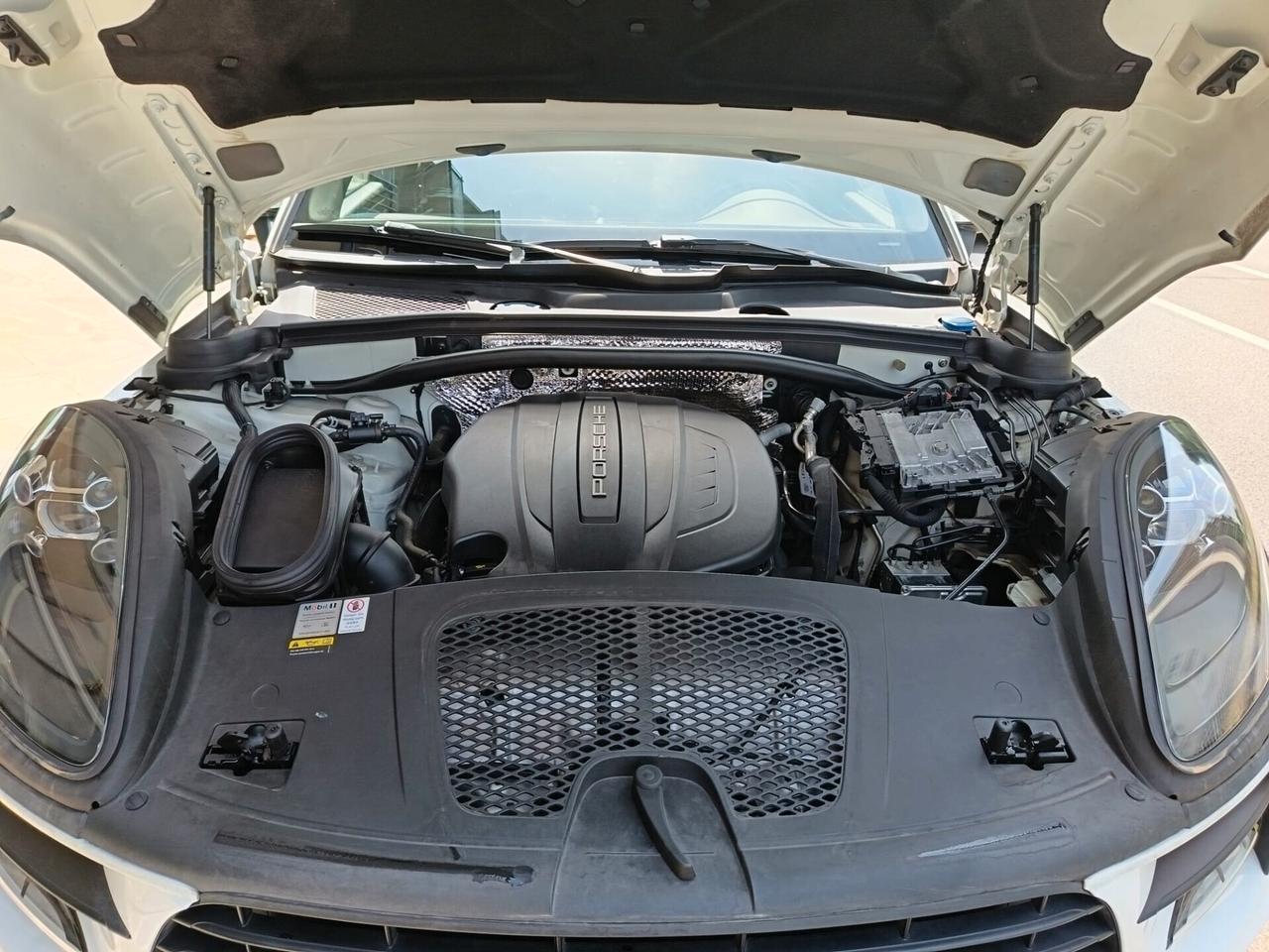 Porsche Macan 2.0 245CV, TETTO, 21, TAGLIANDATA