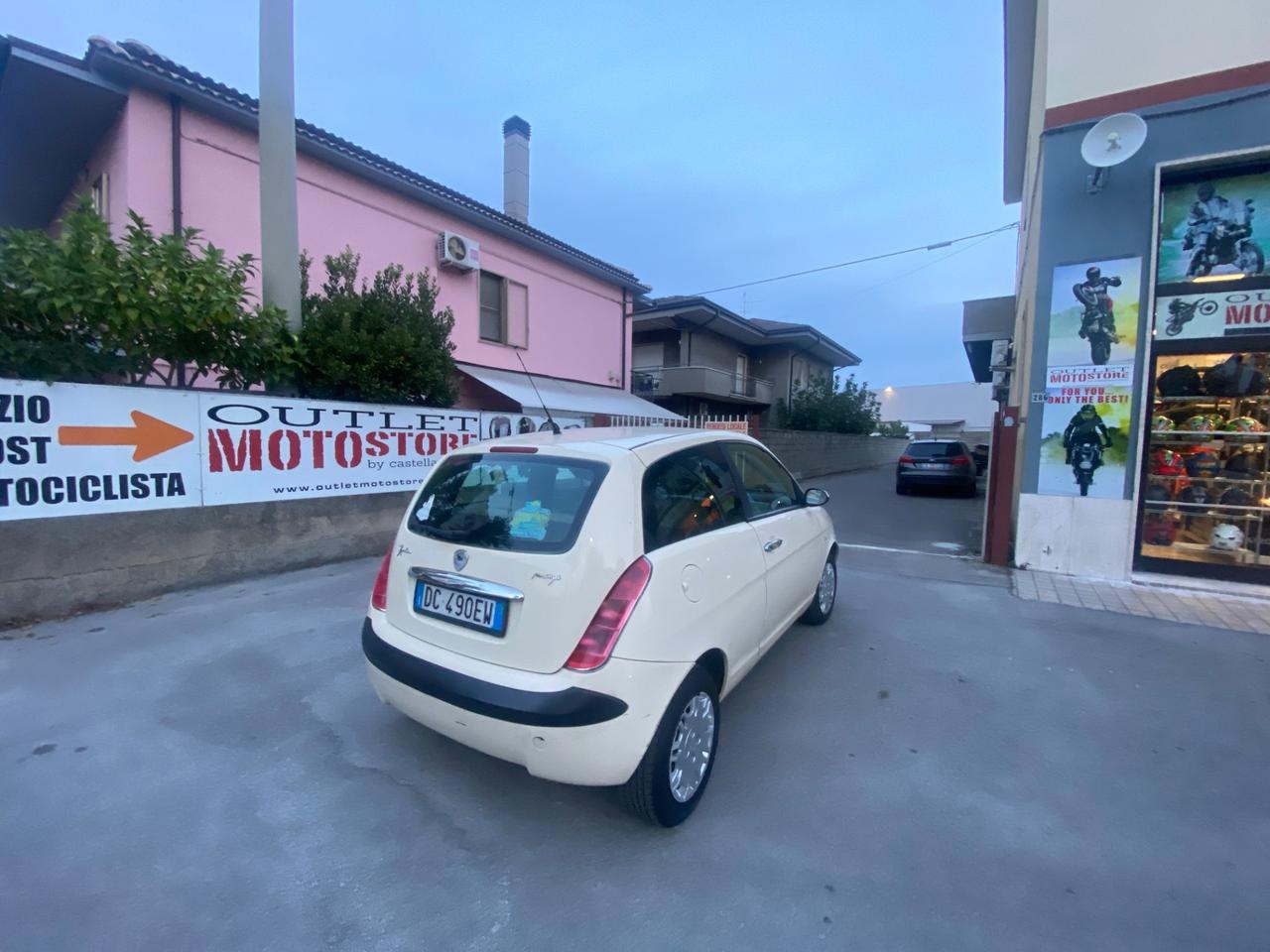 Lancia Ypsilon 1.3 Multijet 16V Platino