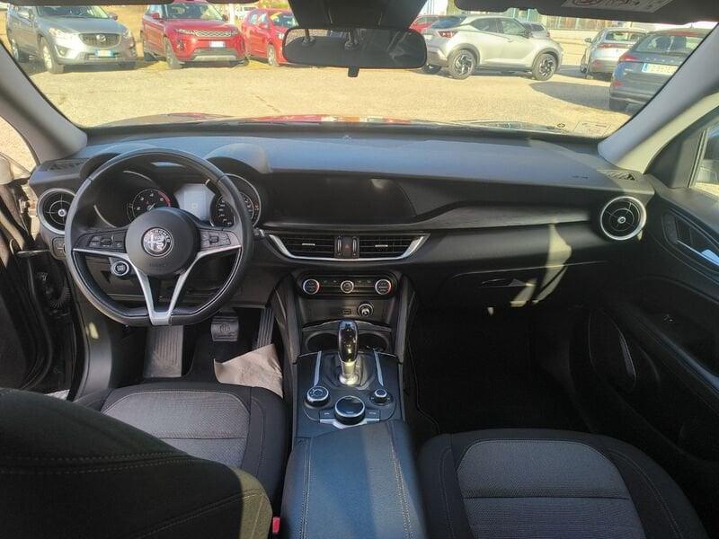 Alfa Romeo Stelvio 2.2 Td 180CV AT8 Q4 Business (no PRIVATI)