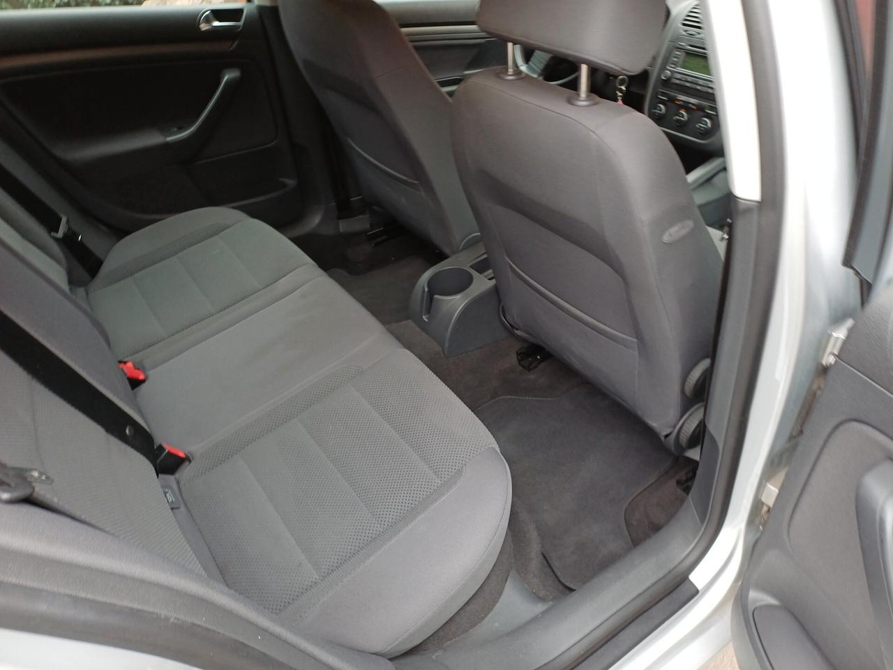 Volkswagen GOLF 5 BENZINA MOTORE 1.6 CON 67000 KM DIMOSTRABILI