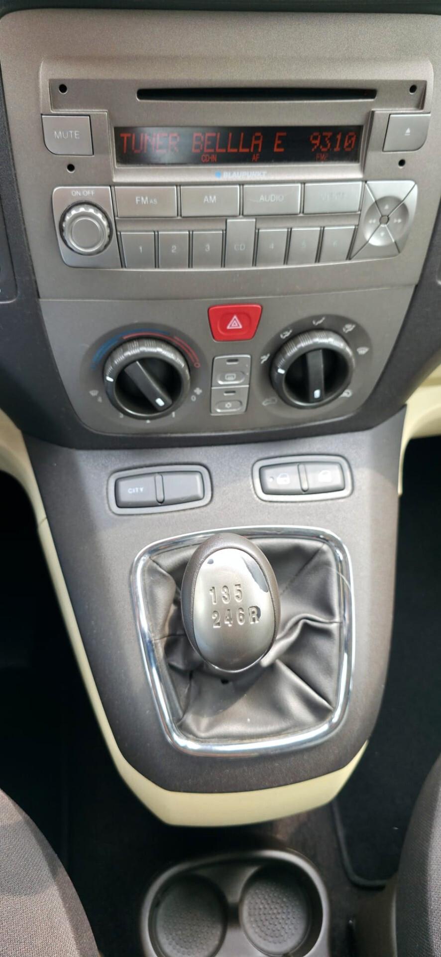 Lancia MUSA 1.4 16V Platino Plus neopatentati