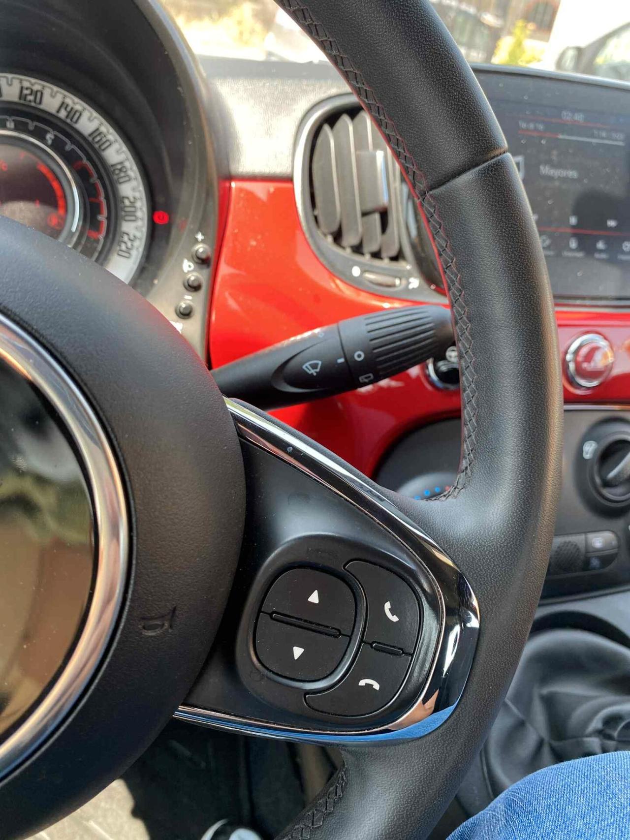 Fiat 500 1.0 Hybrid Red Lounge Ok Neop.