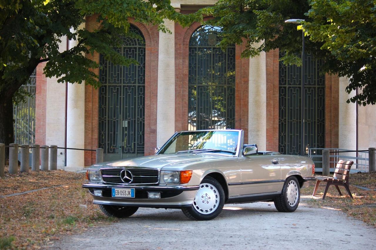 Mercedes-benz SL 300 cabriolet