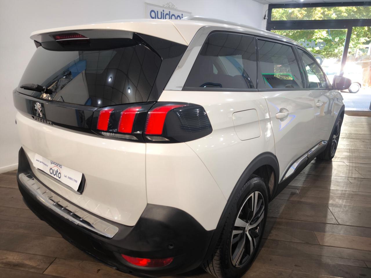 Peugeot 5008 BlueHDi 120 S&S Allure