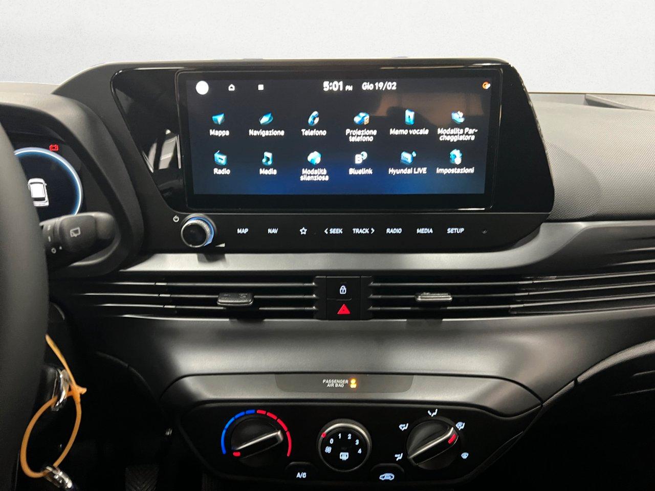 Hyundai i20 1.0 t-gdi Connectline 90cv mt + Ext Pack Metal KM0