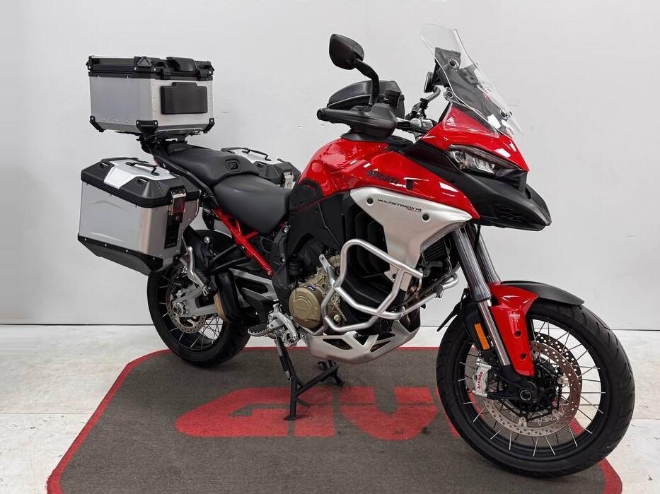 Ducati Multistrada V4 RALLY TRAVEL & RADAR DA 270 € AL MESE – SENZA ANTICIPO