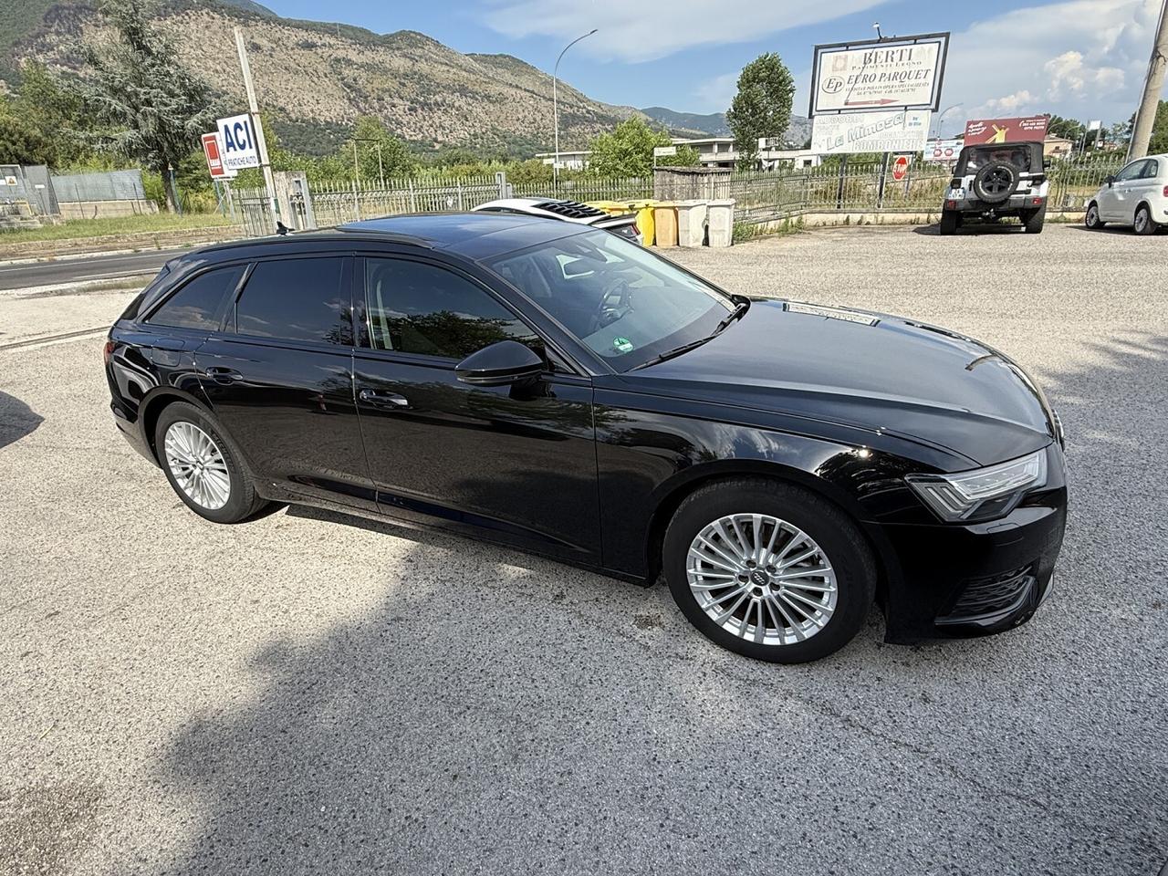 AUDI A6 AVANT VIRTUAL TDI-HYBRID BLACK LINE