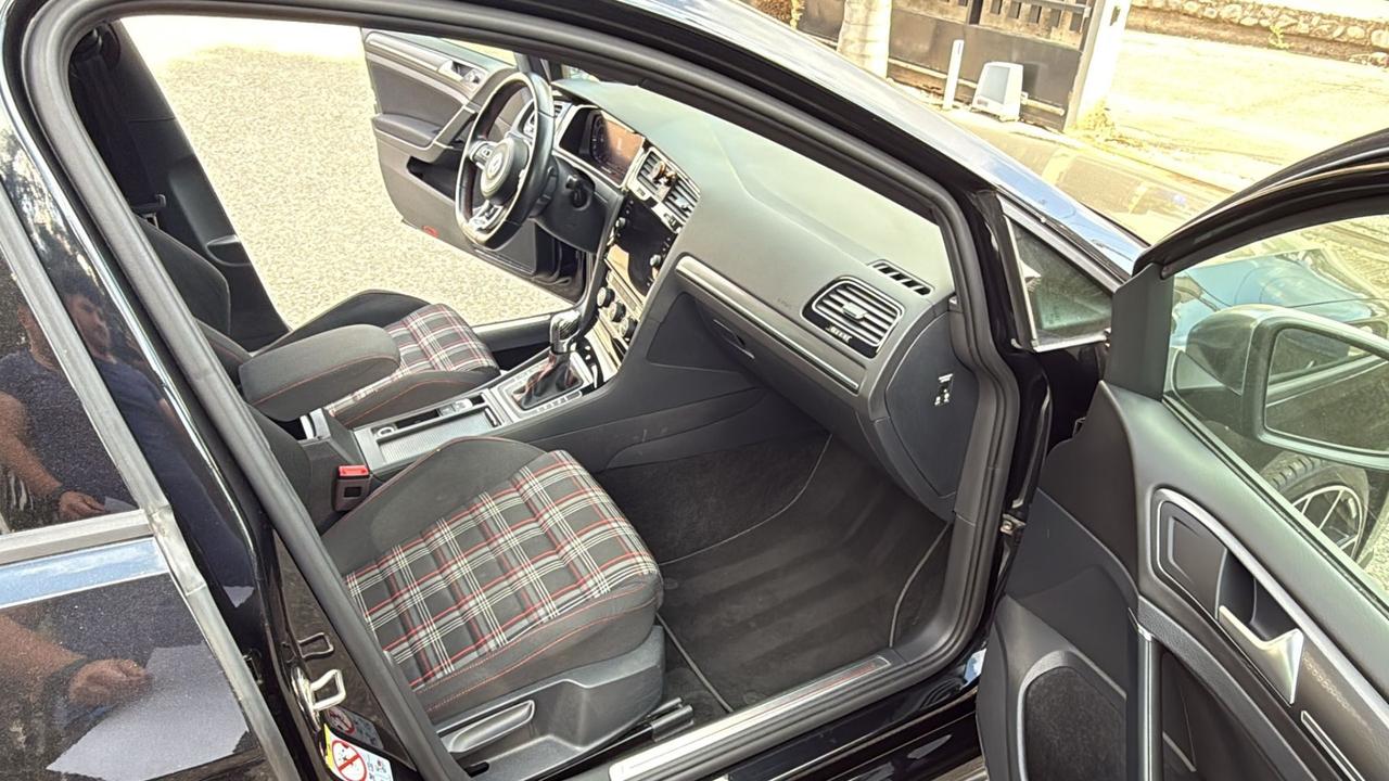 Volkswagen Golf GTI Golf GTI Performance 2.0 245 CV TSI DSG 5p. BMT