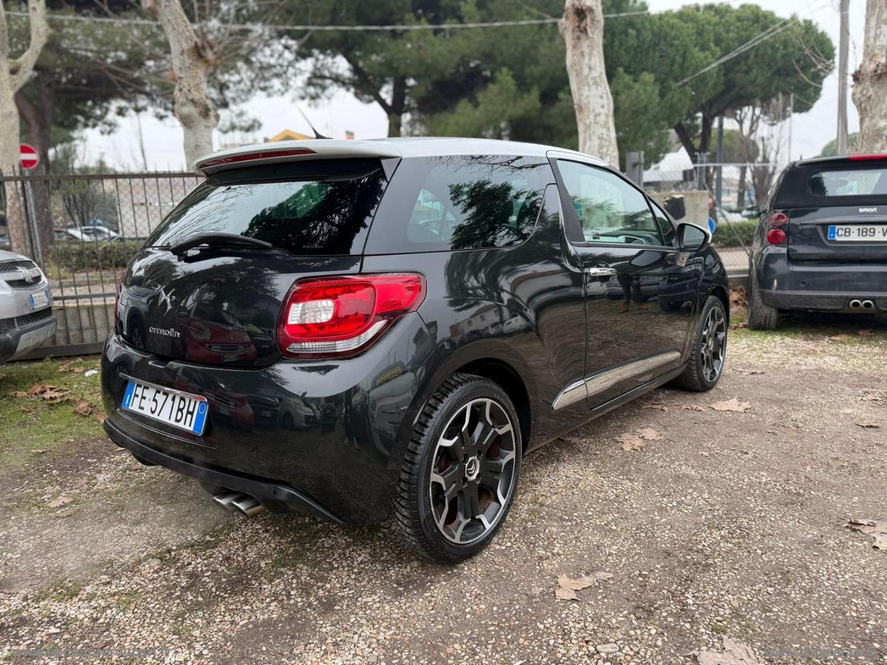 DS AUTOMOBILES DS 3 1.6 THP 155 Just Black