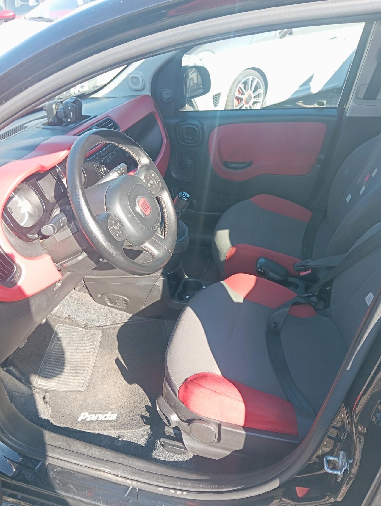 Fiat Panda 1.2 Lounge – 2016 –