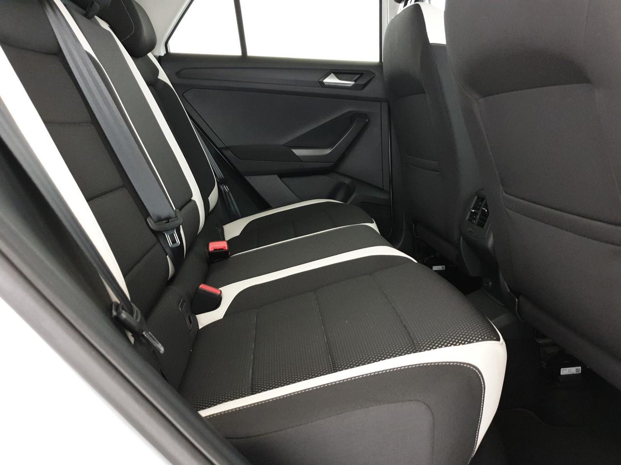 Volkswagen T-Roc 1.5 tsi advanced dsg