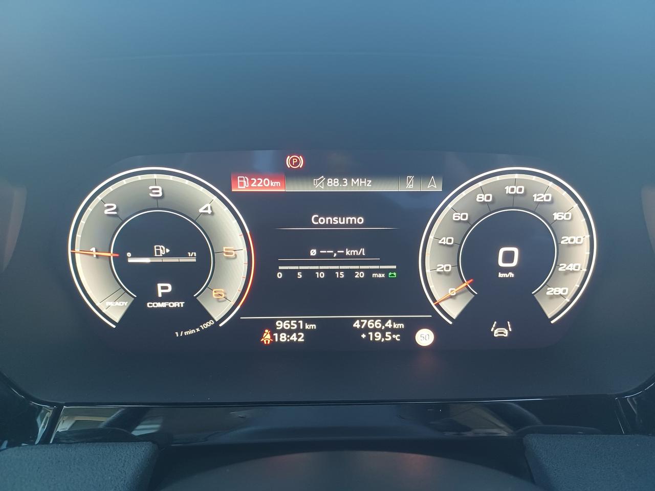 Audi A3 allstreet 2.0 tdi business 150cv s-tronic