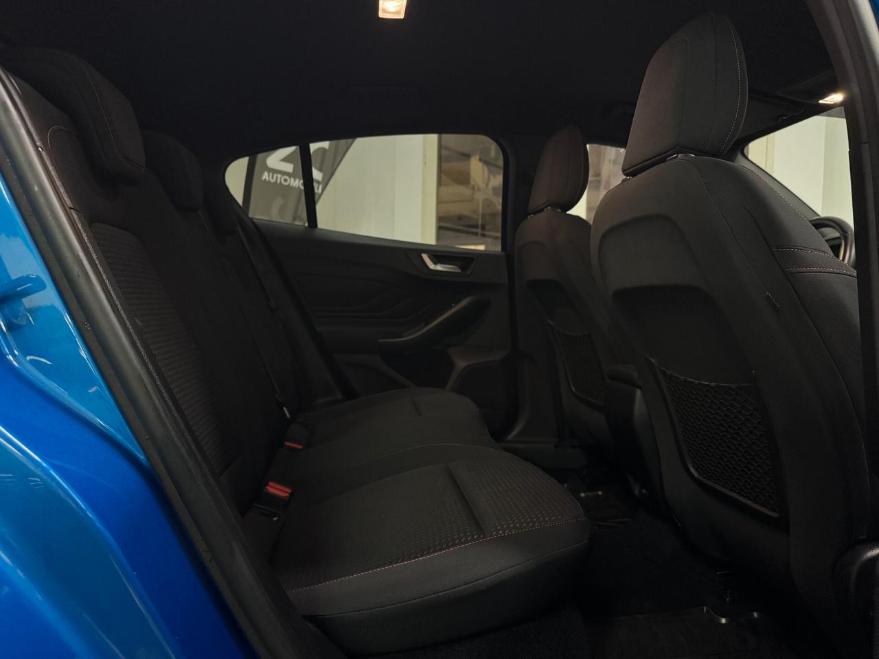 Ford Focus "ST Line" / 1.5 TDCi 120 CV / 2019