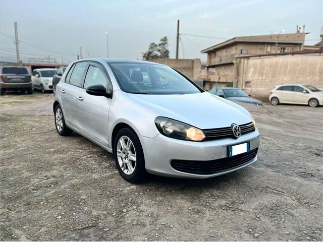 Volkswagen Golf 1.6 TDI Highline