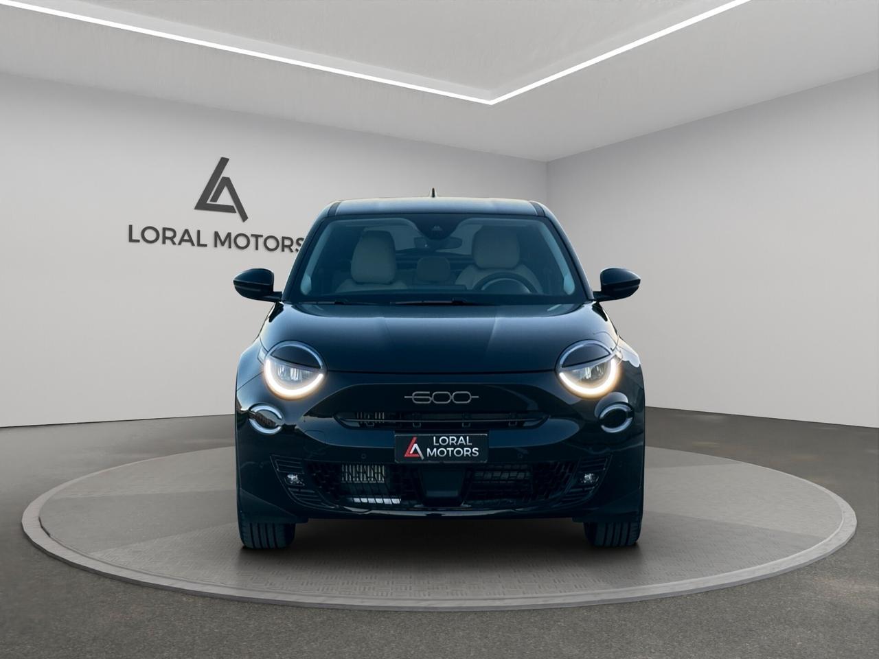 Fiat 600 Hybrid 110 CV DCT MHEV La Prima