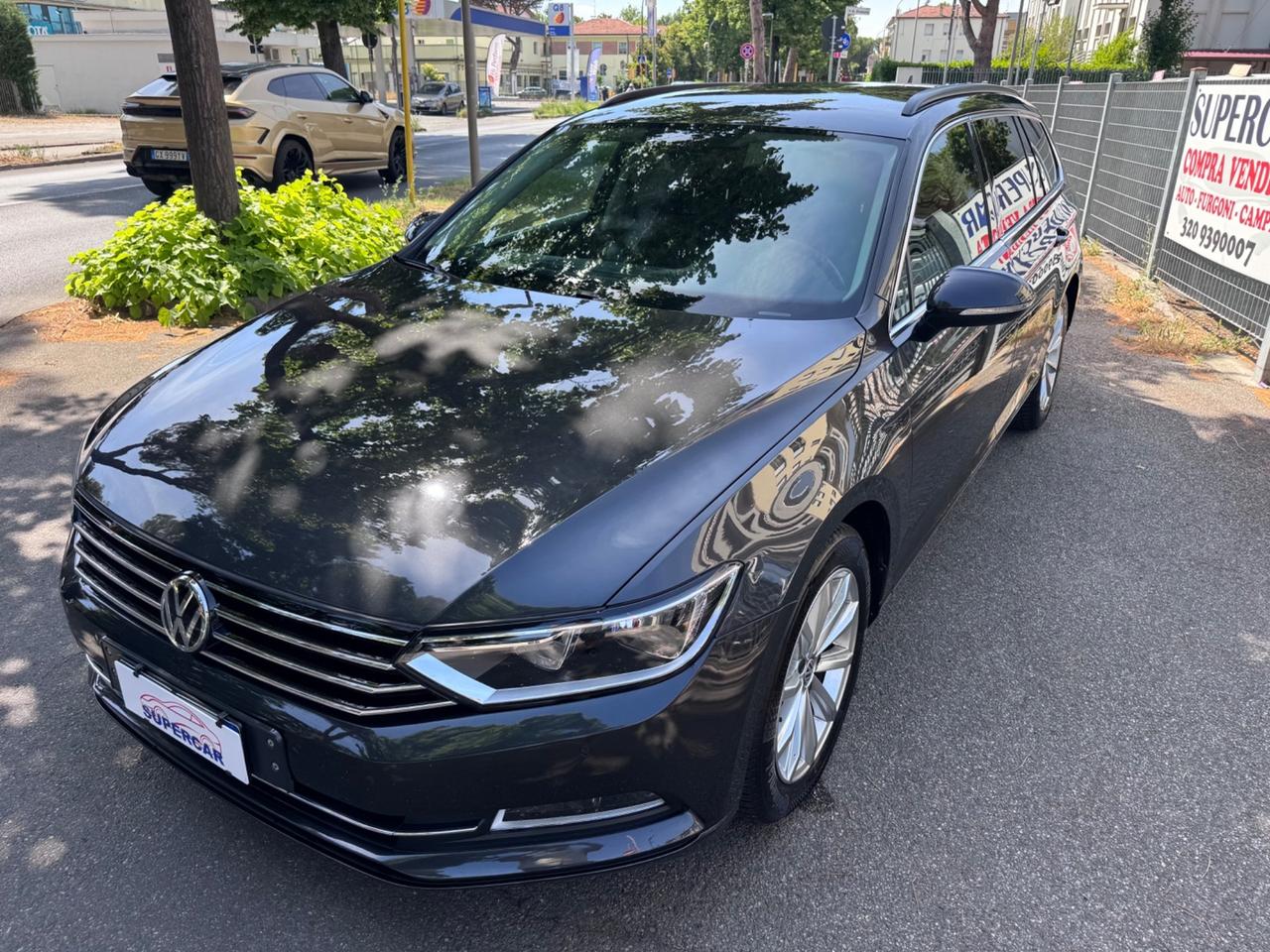 VW Passat Variant 2.0 TDI neopaten garanzia 12 mesi