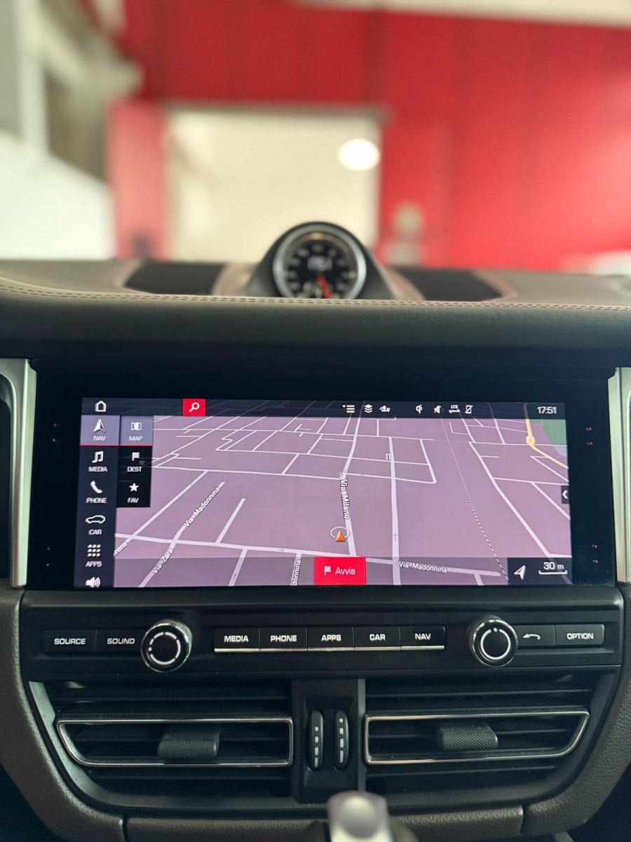 PORSCHE - Macan - 2.0