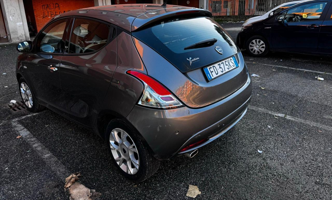 Lancia Ypsilon 1.3 MJT 16V 95 CV 5 porte S&S Gold