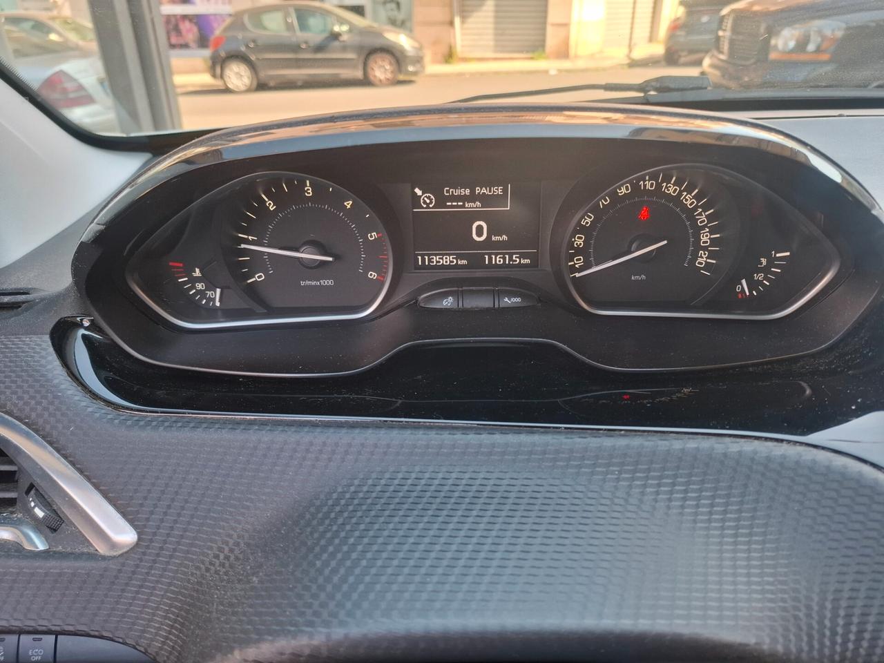 Peugeot 208 - 1.6 100 CV NAVIGATORE | LED