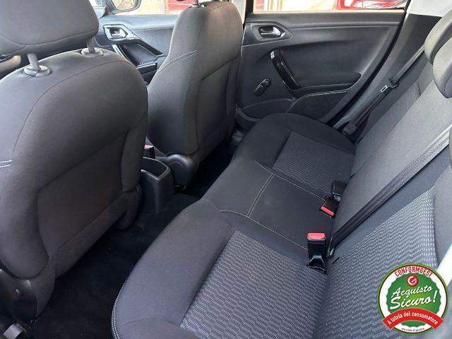 PEUGEOT 208 1° serie PureTech 82 5 porte Allure