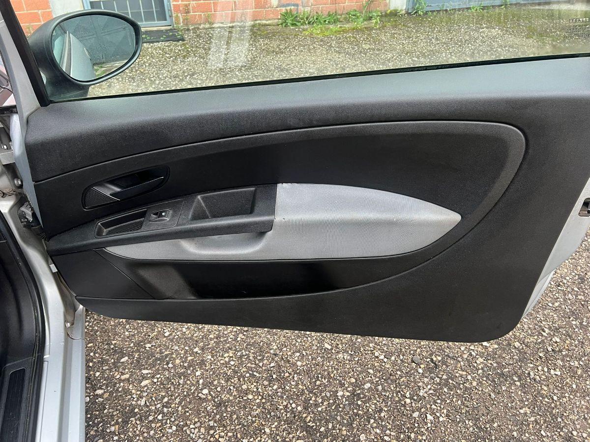 FIAT - Grande Punto - 1.3 MJT 75 CV 3p. Active