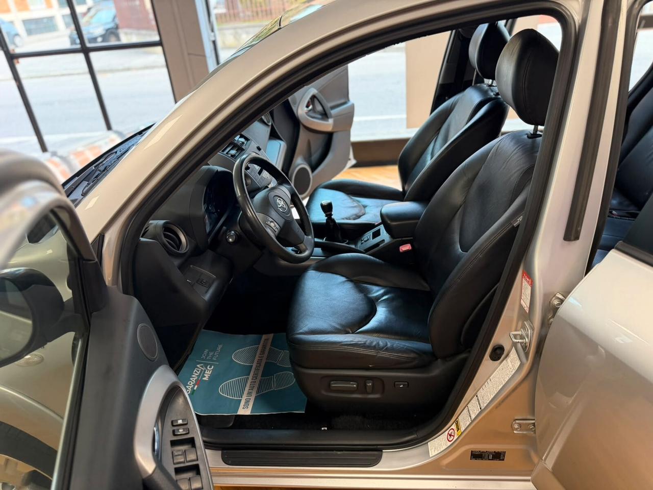Toyota RAV 4 RAV4 2.2 D-4D 136 CV Luxury