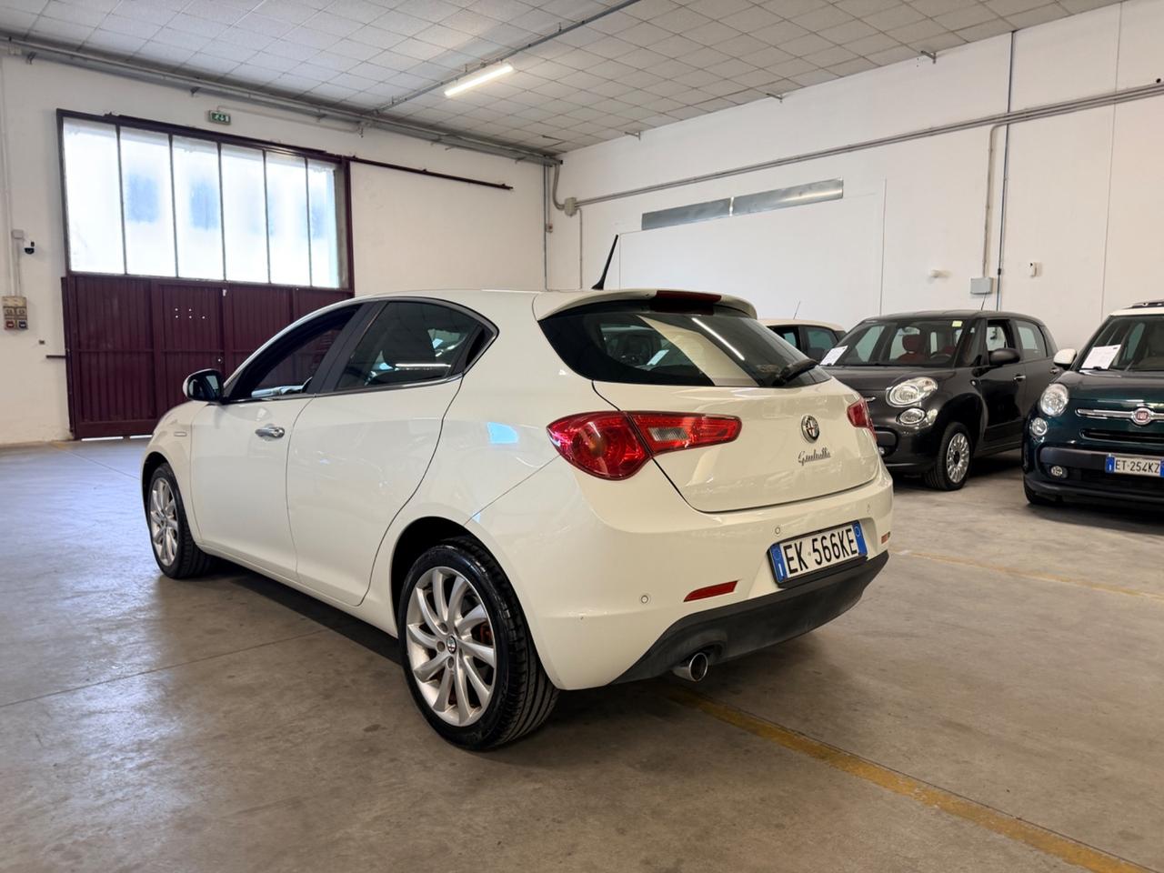 Alfa Romeo Giulietta 1.6 JTDm-2 105 CV Distinctive