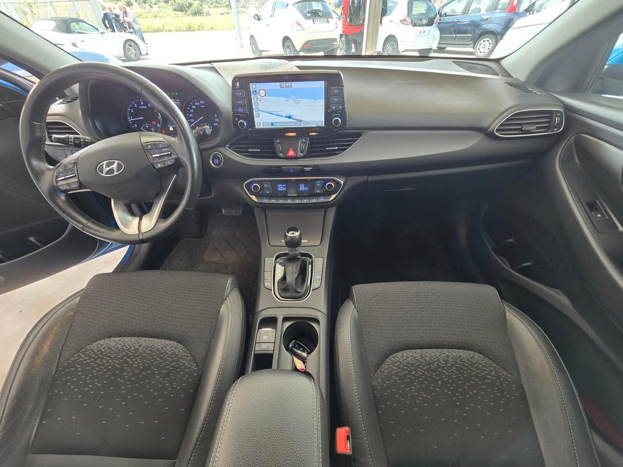 Hyundai i30 Fastback 1.4 - UNICO PROPRIETATIO - STRAFULL OPTIONAL-