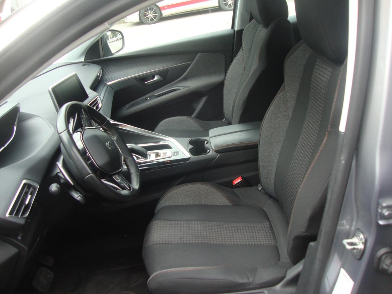 Peugeot 3008 BlueHDi 130 S&S EAT8 Business