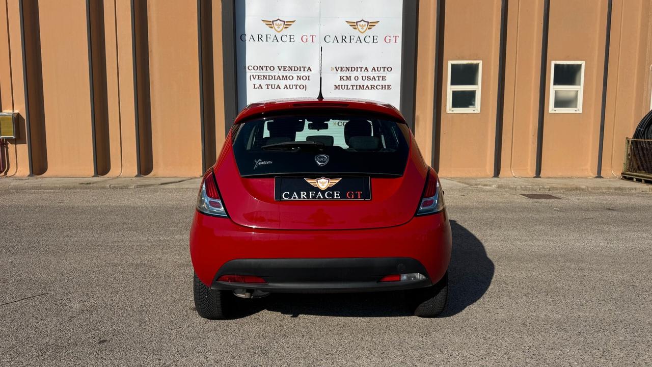 Lancia Ypsilon 1.2 69CV NEOPATENTATI - 2019