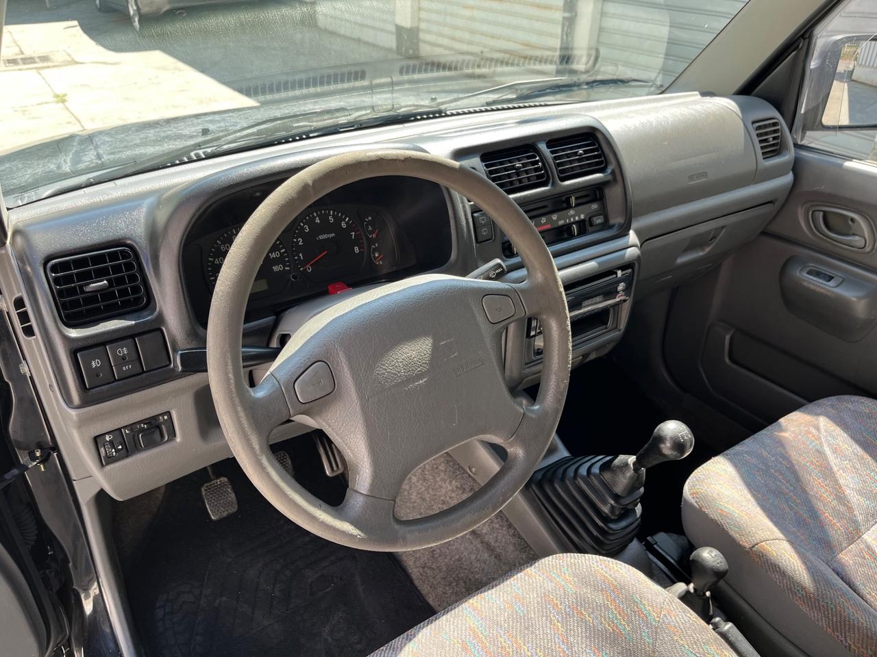 Suzuki Jimny 1.3i 16V cat 4WD JLX