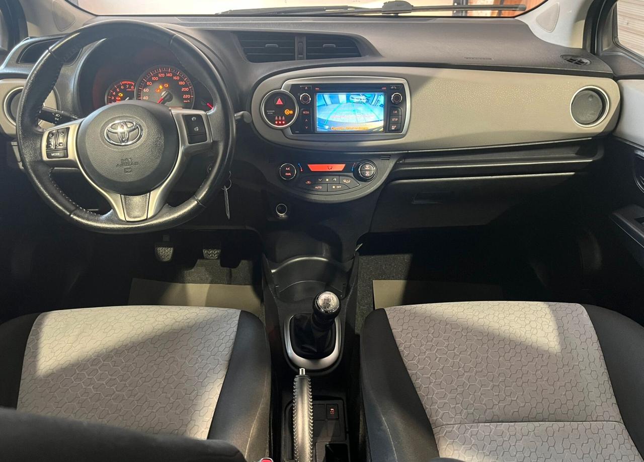 Toyota Yaris 1.0 5 porte Lounge