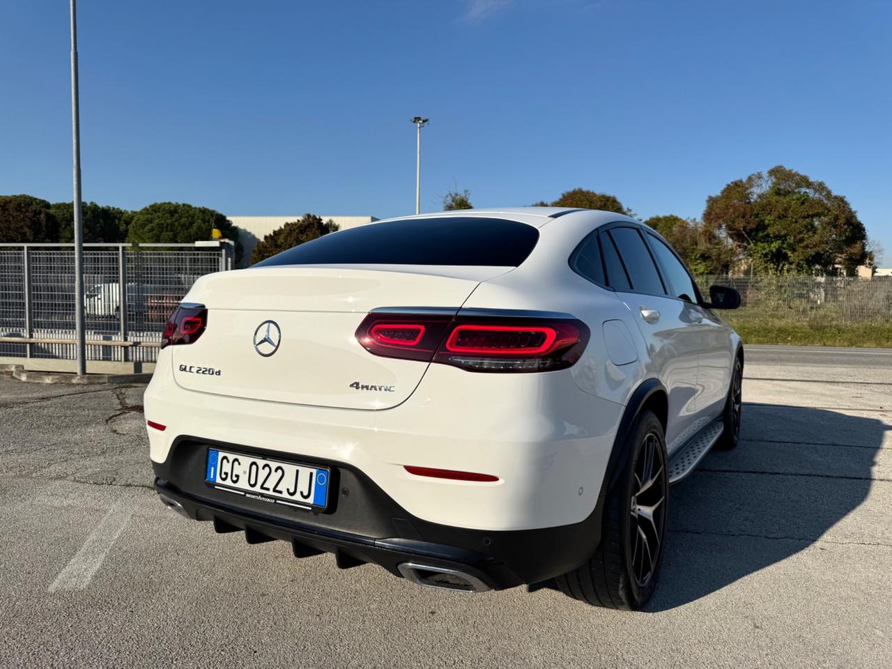 MERCEDES GLC Coupe 220D Premium Amg-Led 20
