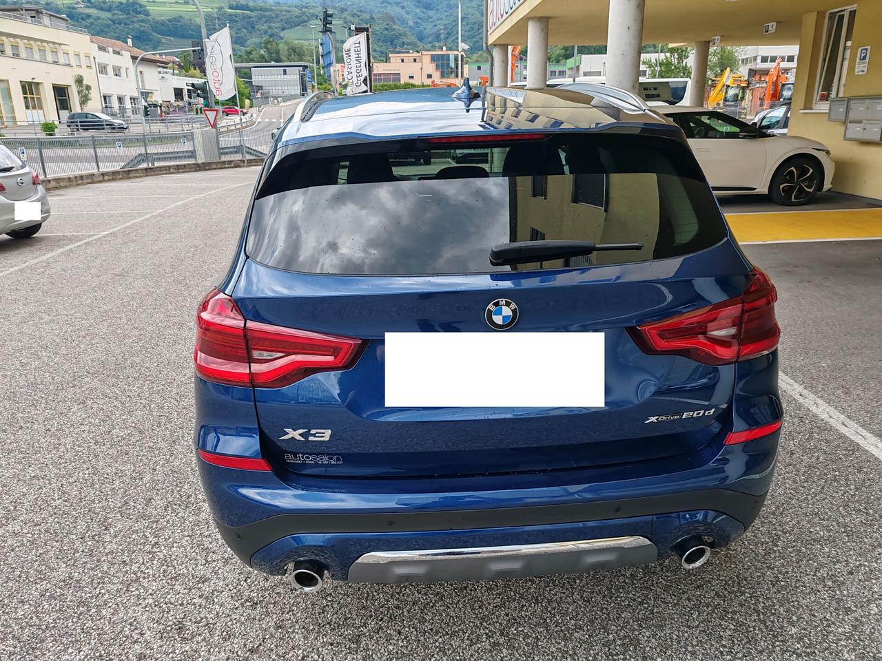 BMW X3 - X Drive - Luxury 2,0 d
