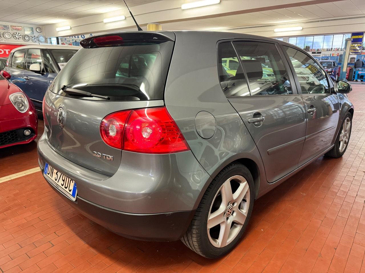 Volkswagen Golf 2.0 TDI DPF 5p.