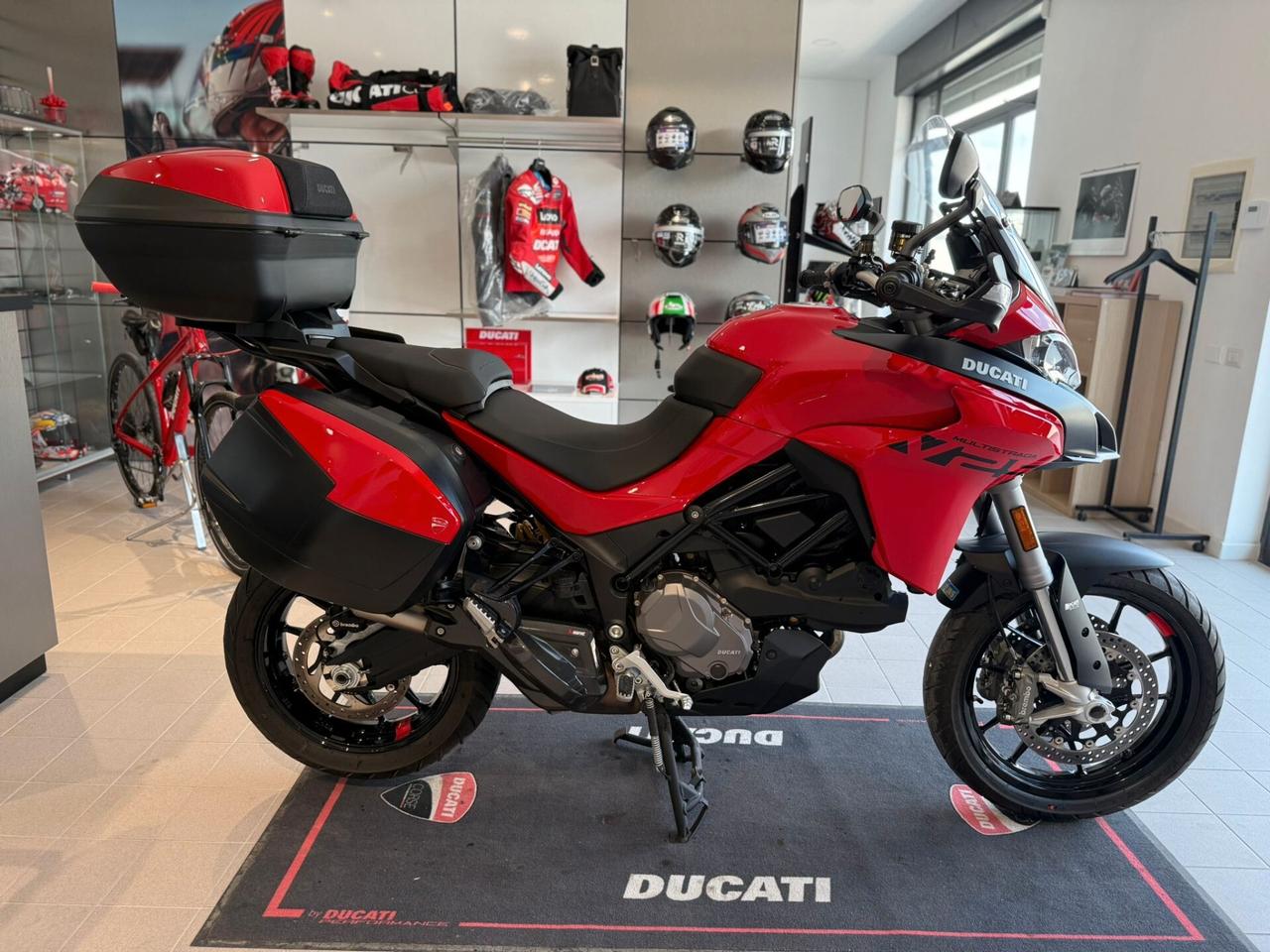 Ducati Multistrada V2 S MY 2023 FULL BORSE