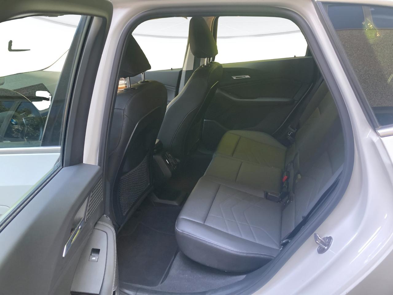 BMW 218d Active Tourer Luxury auto
