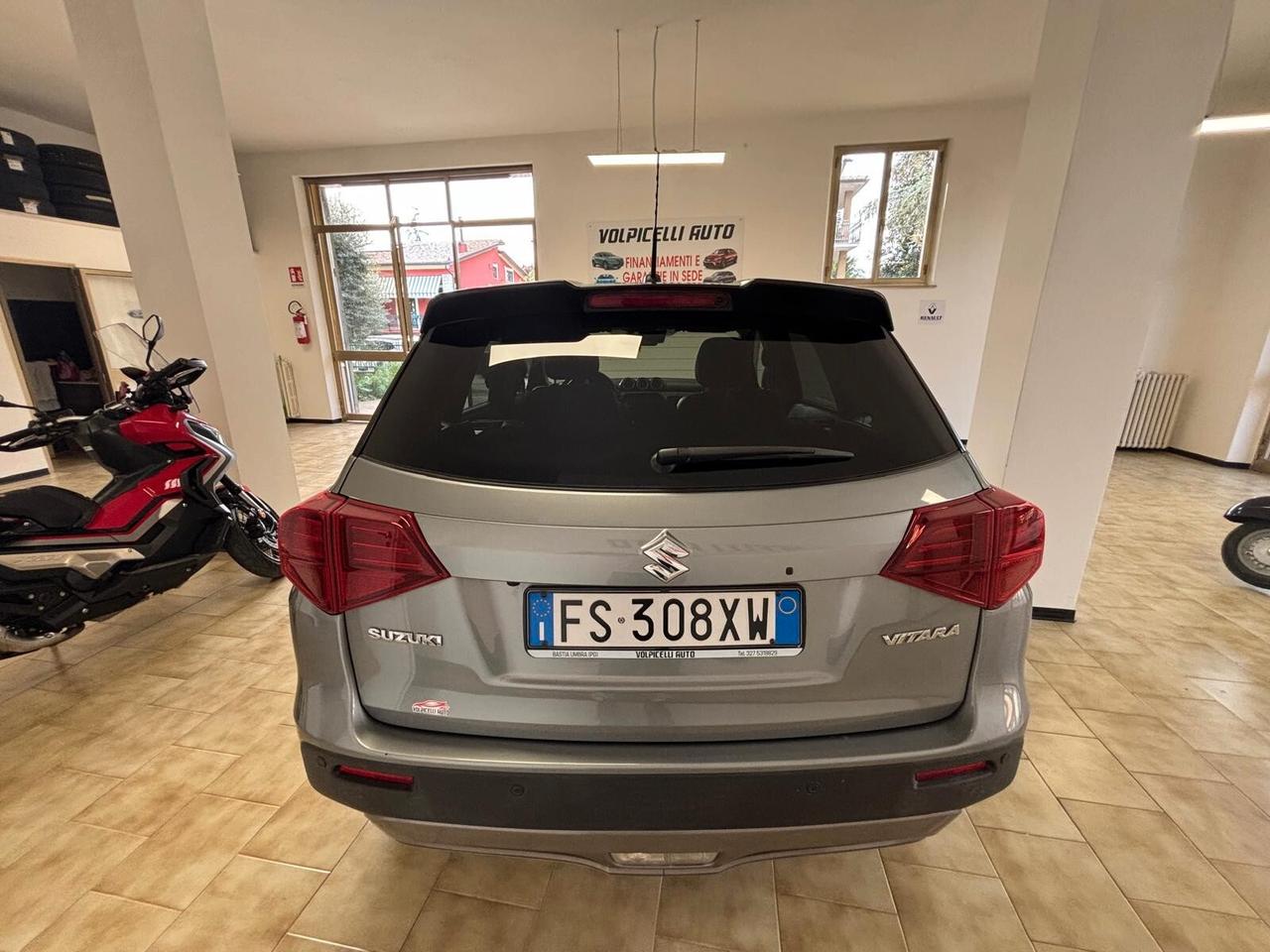 SUZUKI VITARA ANNO 2018 BZ 1.4 CAMBIO AUTOMATICO KM 81 MILA