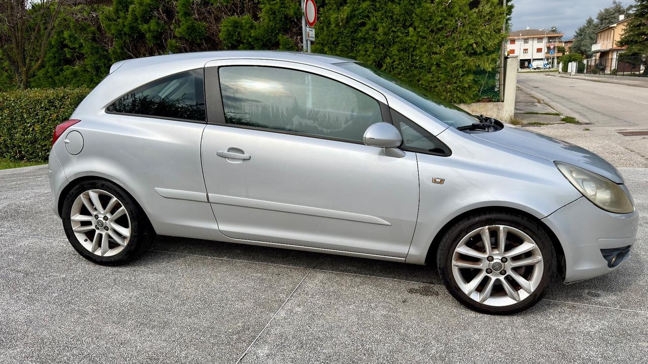 Opel Corsa 1.3 CDTI 75CV 3 porte adatta a neopatentati