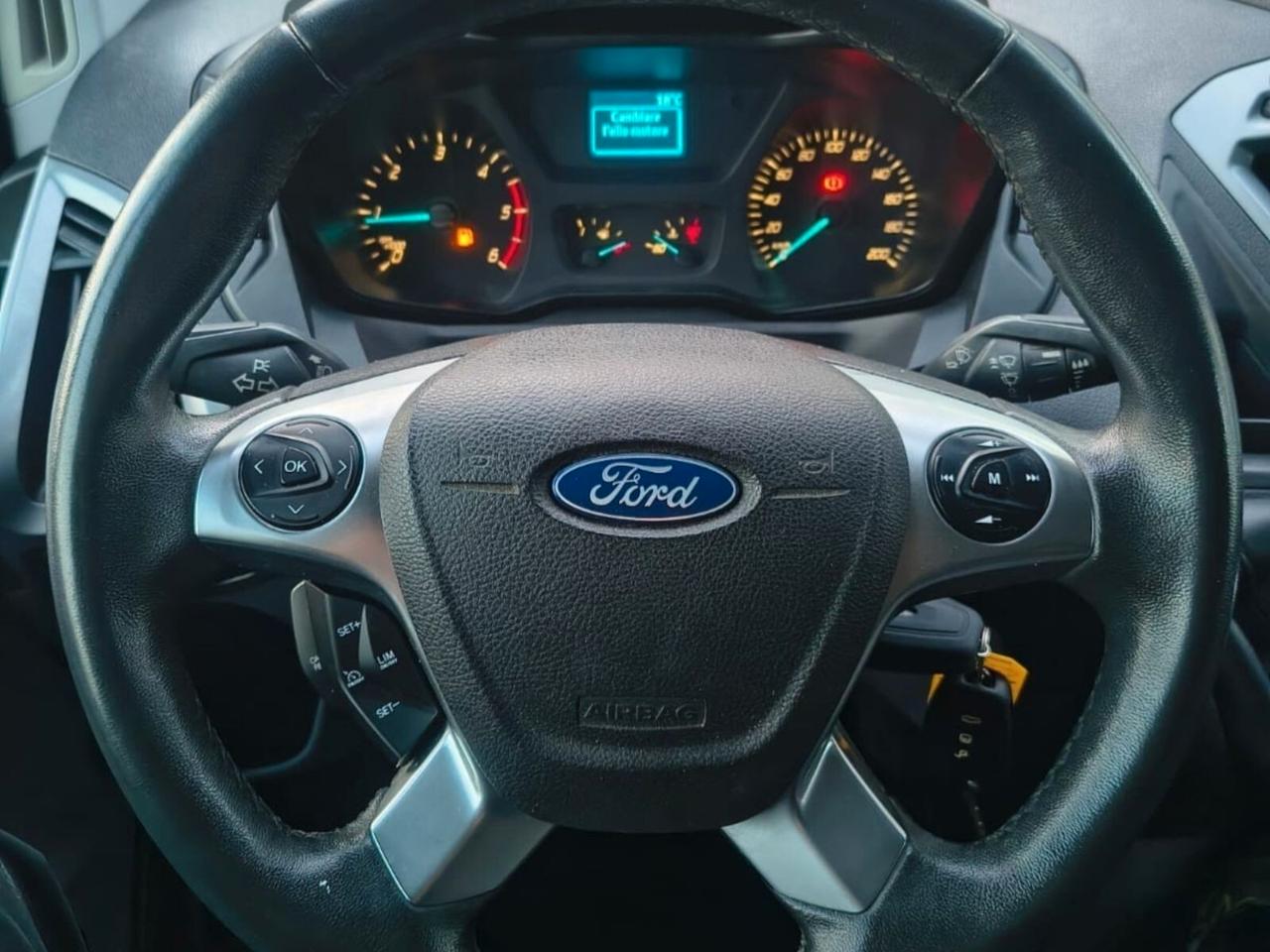 Ford Tourneo Custom 300 2.2 TDCi 100CV PC Trend