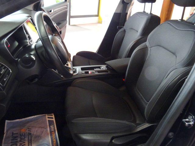 RENAULT Megane Mégane Sporter Blue dCi 115 CV N1 Autocarro