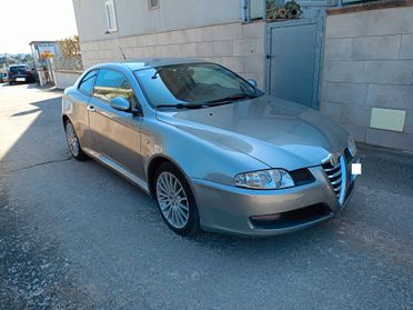 Alfa Romeo GT 1.9 MJT 16V Luxury